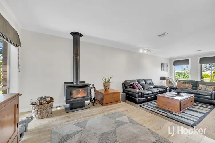 Fifth view of Homely house listing, 9 hannah close, Melton West VIC 3337
