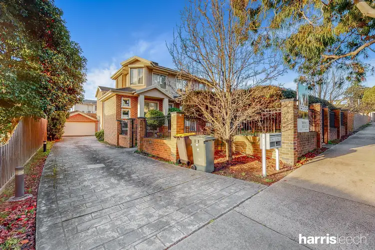 Main view of Homely house listing, 2/733 Waverley Road, Glen Waverley VIC 3150