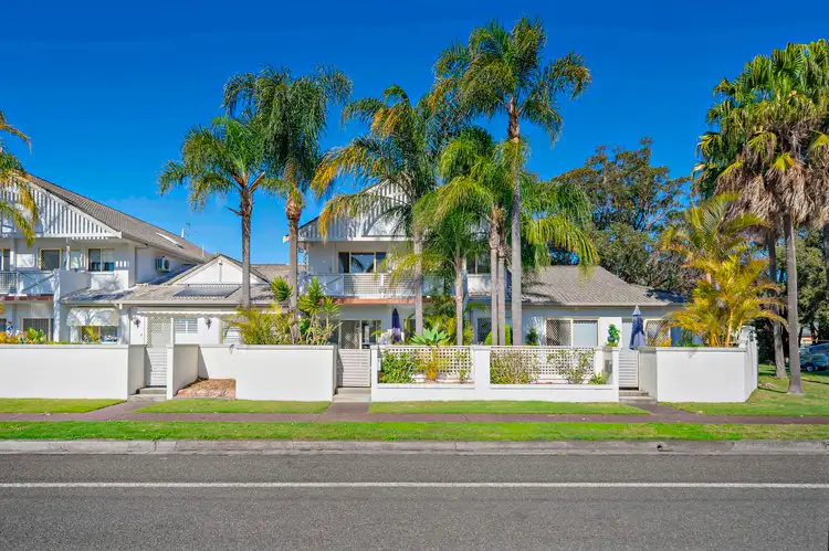 8/1 Meredith Avenue, Lemon Tree Passage NSW 2319