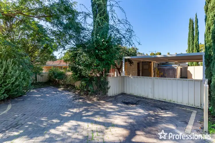 24 Trangie Way, Kelmscott WA 6111