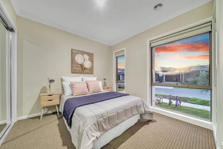Second view of Homely house listing, 5 Roxborough Street, Tarneit VIC 3029