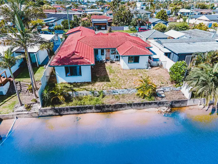 Second view of Homely house listing, 10 Ensenada Court, Broadbeach Waters QLD 4218