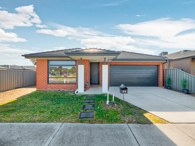 54 Cortula Road, Cranbourne East VIC 3977