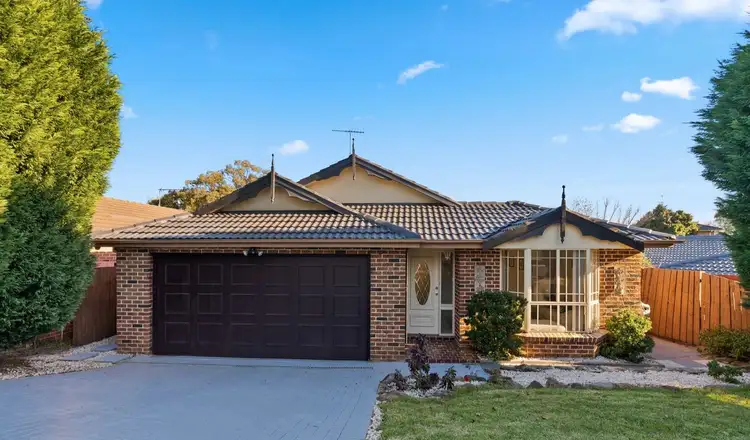 12 Roxby Grove