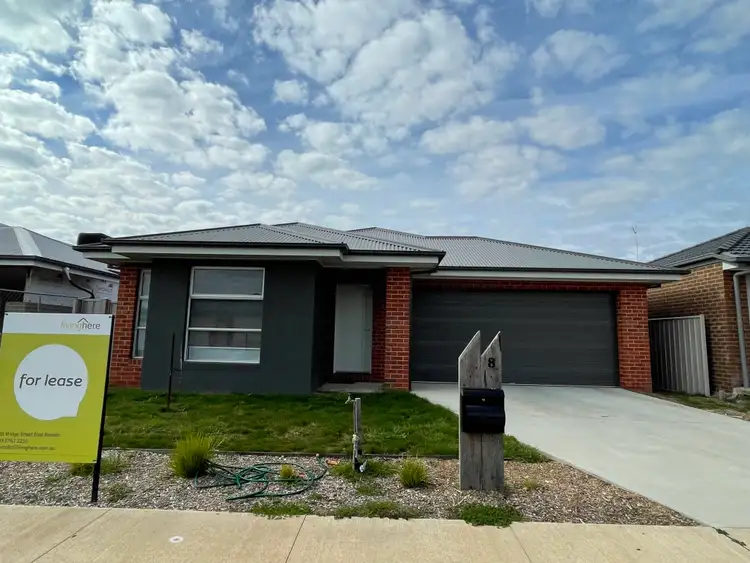 8 Livingston Boulevard