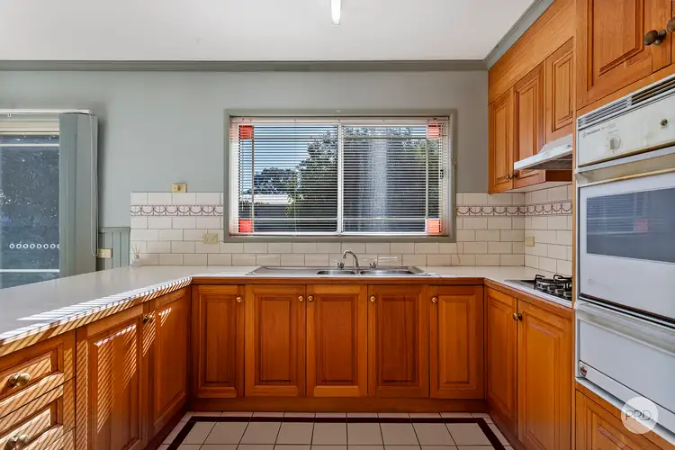 Fifth view of Homely house listing, 1/3 Landale Drive, Strathdale VIC 3550