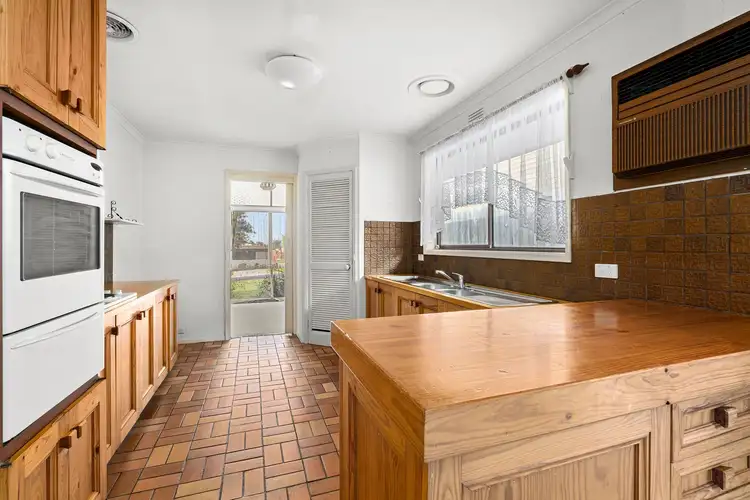 Second view of Homely house listing, 4 Cotswold Court, Grovedale VIC 3216