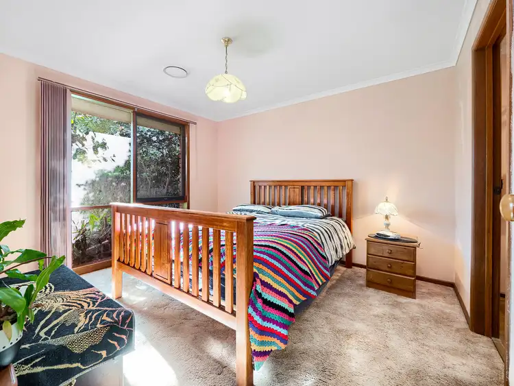Fifth view of Homely house listing, 10 Rialto Avenue, Cranbourne North VIC 3977