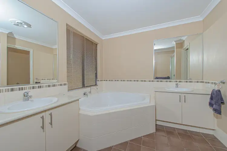Sixth view of Homely house listing, 8 Warbler Pass, Harrisdale WA 6112