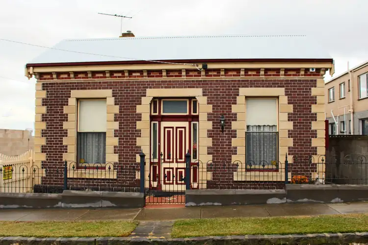 1 Raglan Street, Newtown VIC 3220