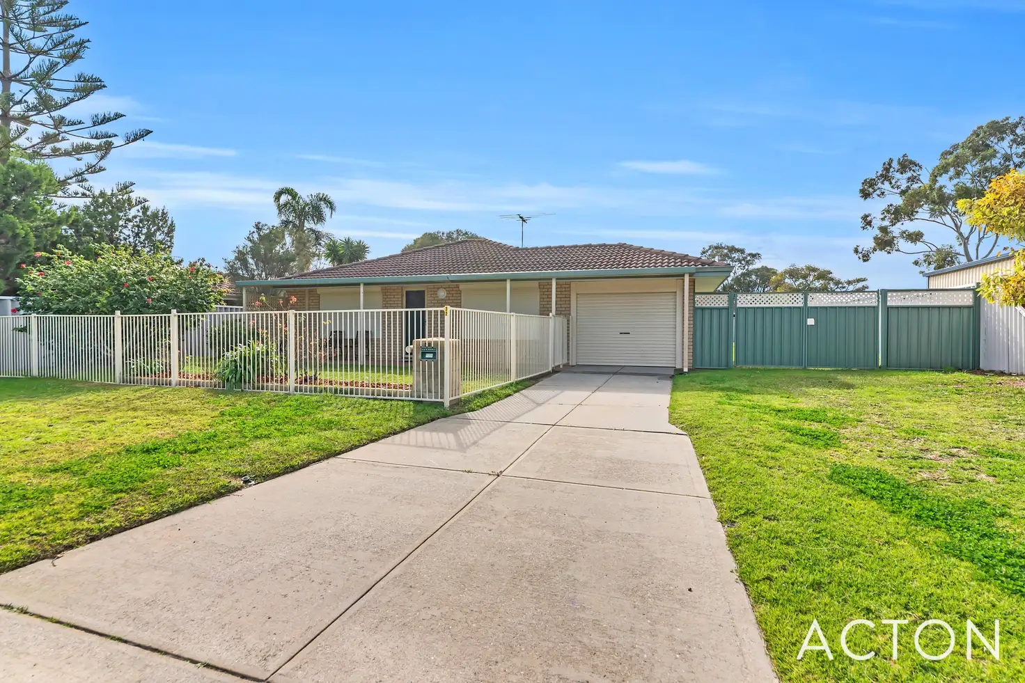 Main view of Homely house listing, 32 Barlee Crescent, Waikiki WA 6169