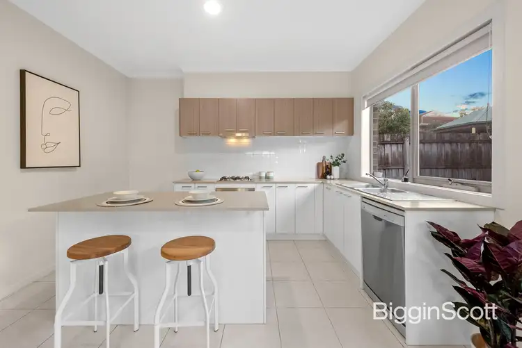 Fifth view of Homely townhouse listing, 2/13 Rachelle Drive, Wantirna VIC 3152