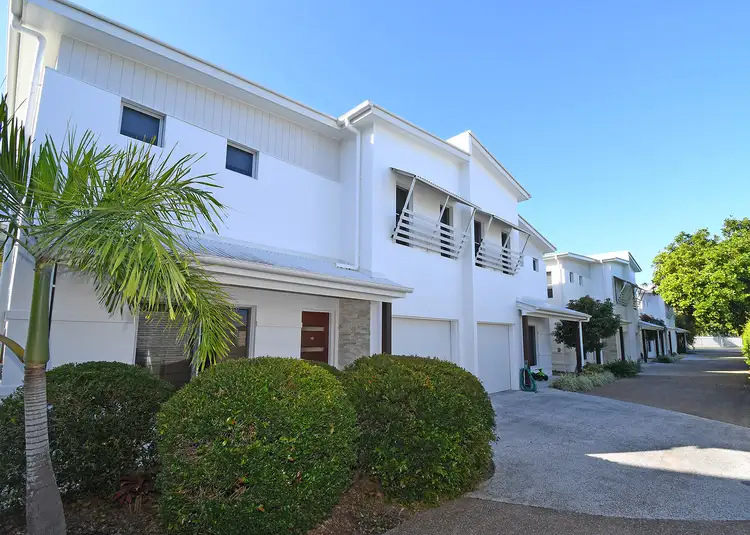 Main view of Homely townhouse listing, 10/541 Esplanade, Urangan QLD 4655