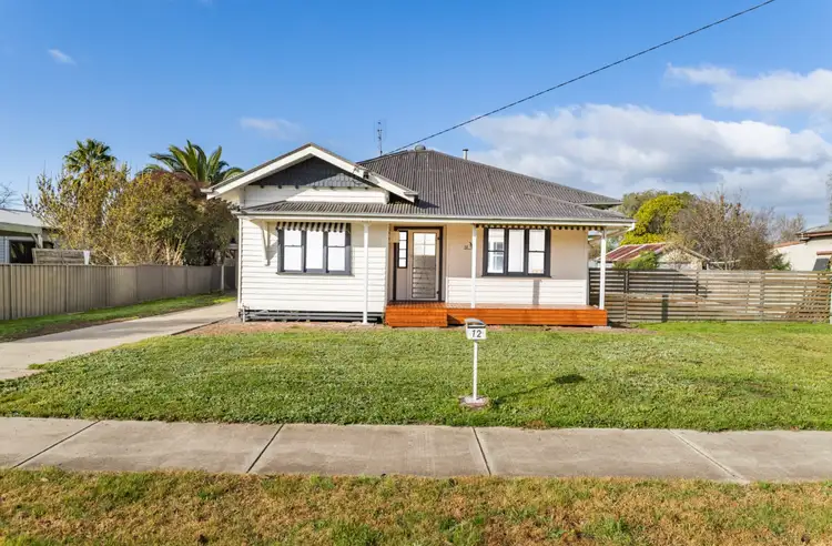 12 Valentine Avenue, Horsham VIC 3400