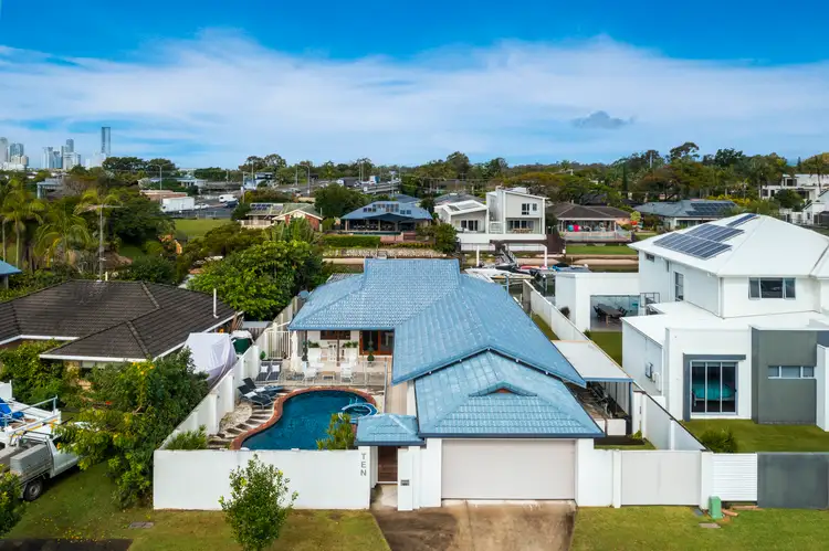Second view of Homely house listing, 10 Boomerang Crescent, Sorrento QLD 4217