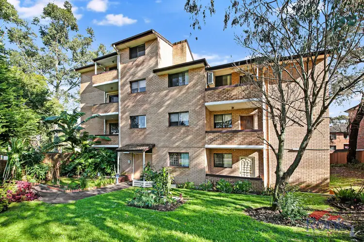 4/24 Sir Joseph Banks St, Bankstown NSW 2200