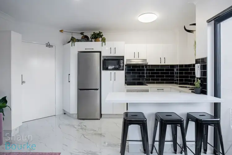 9/15 Britannia Avenue, Broadbeach QLD 4218
