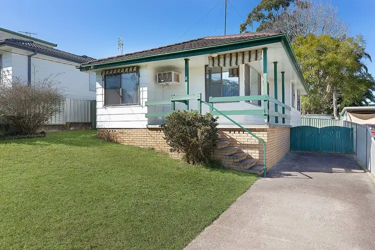 8 Brighton Street, Fennell Bay NSW 2283
