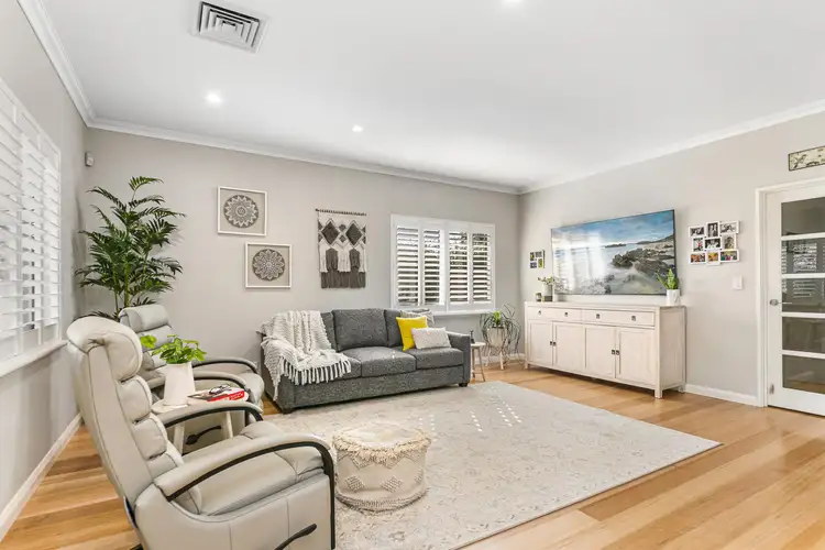 Sixth view of Homely house listing, 19 Klem Avenue, Salter Point WA 6152