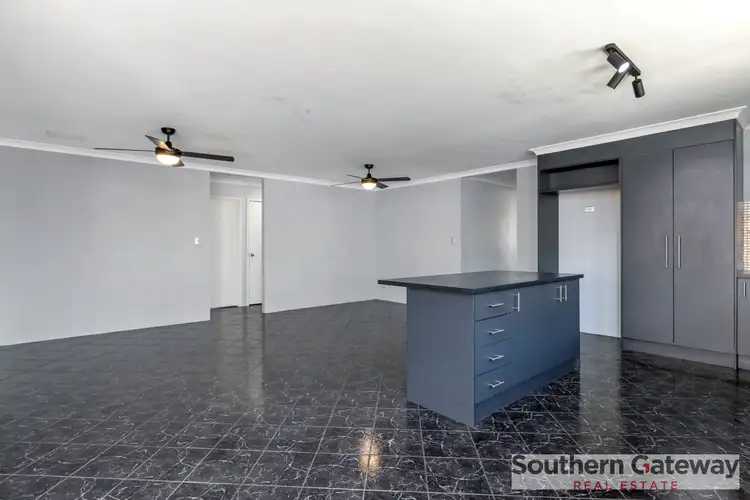 Fourth view of Homely house listing, 8 Teocote Crescent, Aubin Grove WA 6164