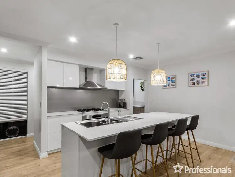 Third view of Homely house listing, 7 Helios Loop, Baldivis WA 6171