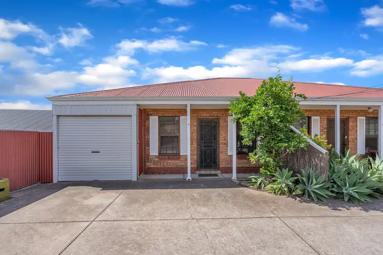 68 Gladstone Road