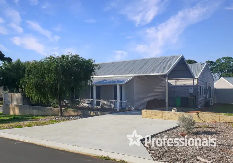 18 Hovea Street, Myalup WA 6220