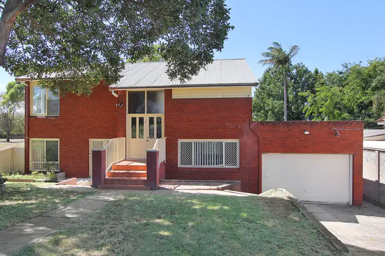 8 Usher Crescent, Sefton NSW 2162