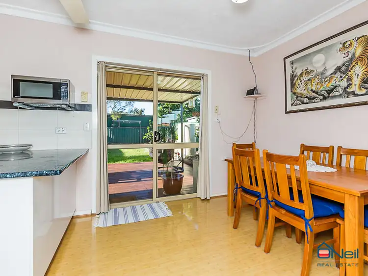 Sixth view of Homely house listing, 27 Lindy Way, Camillo WA 6111