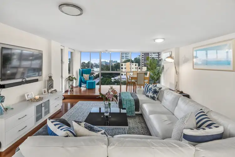 26/24 Dunmore Terrace, Auchenflower QLD 4066