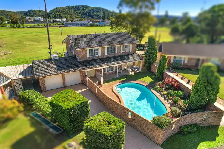 8 Iris Place, Woy Woy NSW 2256