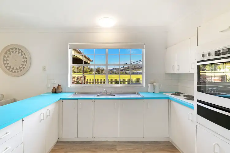 Fifth view of Homely house listing, 8 Iris Place, Woy Woy NSW 2256