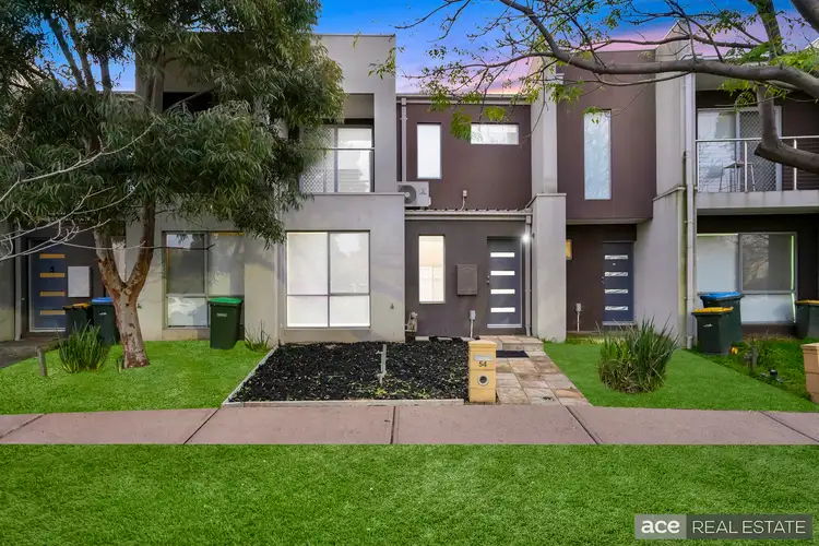 54 Bushlark Crescent, Williams Landing VIC 3027