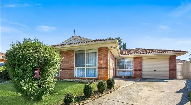 9 Eclipse Court, Hampton Park VIC 3976