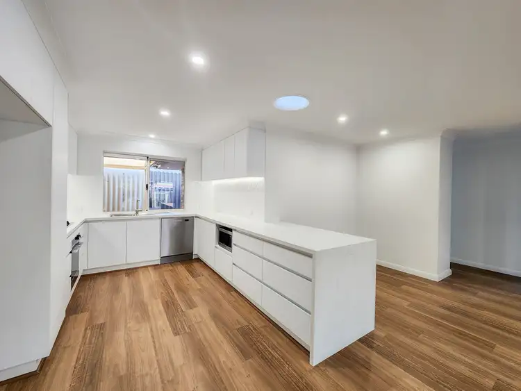 5 Dumont Court, Kingsley WA 6026