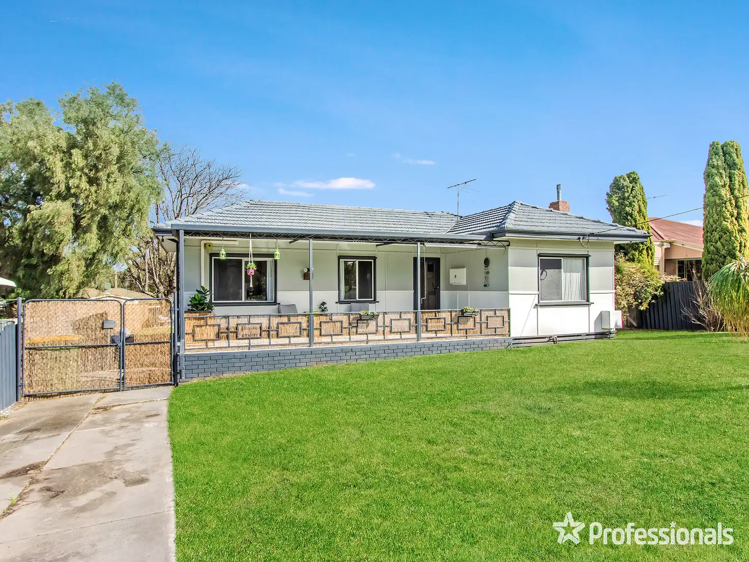 Main view of Homely house listing, 11 Kellam Way, Medina WA 6167