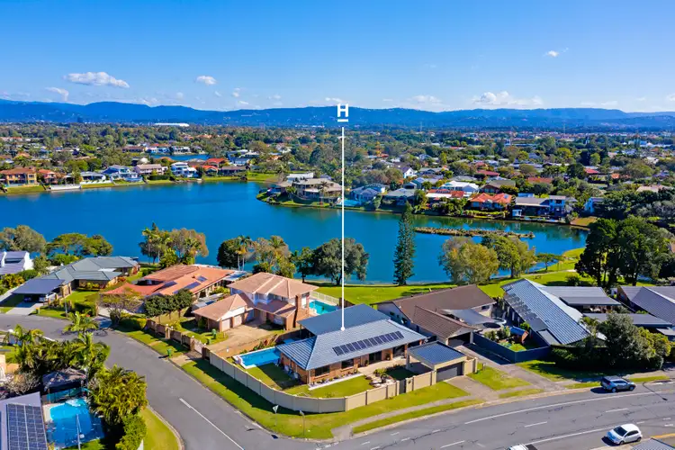 305 Rio Vista Boulevard, Mermaid Waters QLD 4218