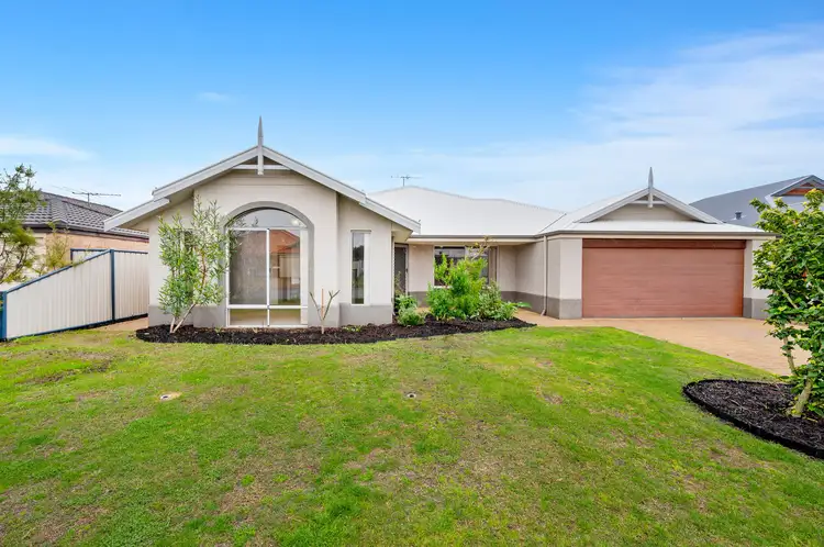 9 Finchley Avenue, Meadow Springs WA 6210