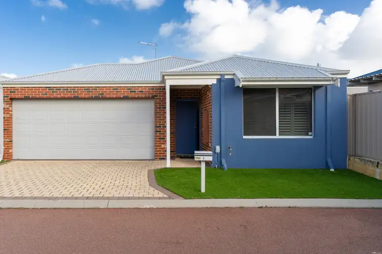 Second view of Homely house listing, 5 Chianti Court, Pearsall WA 6065