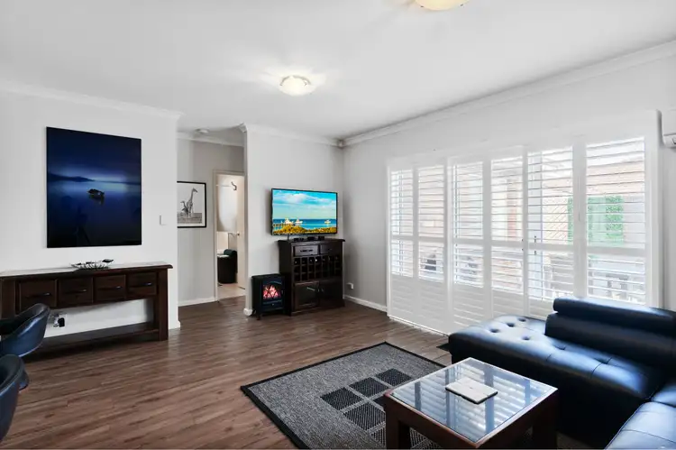 Fifth view of Homely house listing, 5 Chianti Court, Pearsall WA 6065