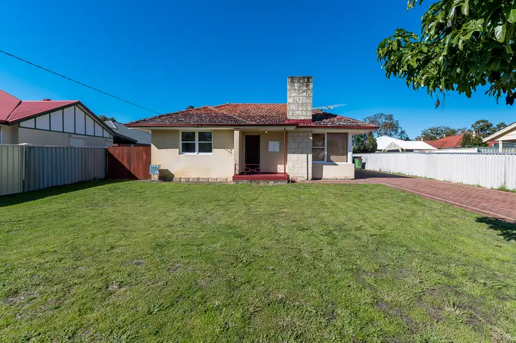 13 Priestley Street, Embleton WA 6062