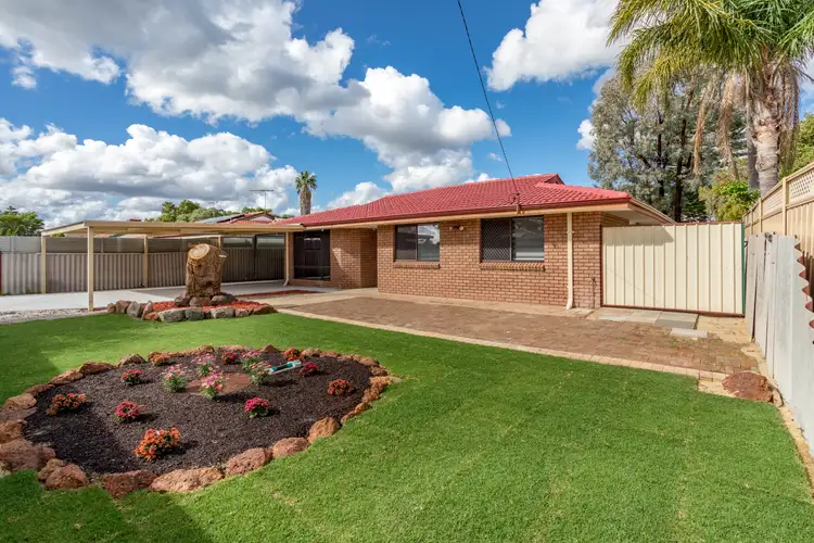 Second view of Homely house listing, 5 Midhurst Street, Camillo WA 6111