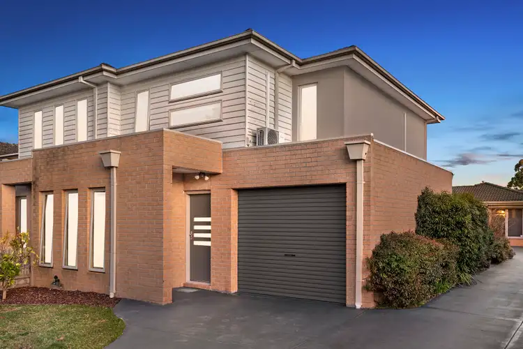 Main view of Homely townhouse listing, 2/5 Laurel Avenue, Boronia VIC 3155
