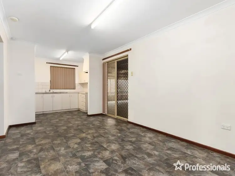 Fifth view of Homely house listing, 10 Cromer Gardens, Parmelia WA 6167