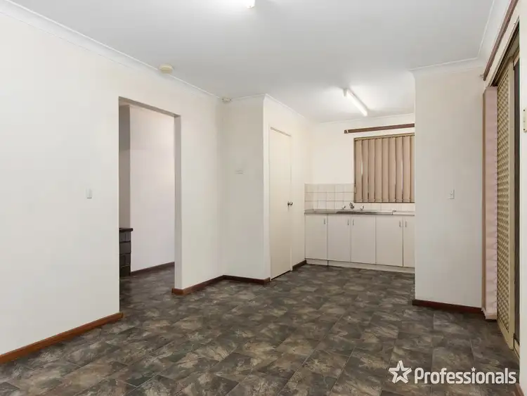 Sixth view of Homely house listing, 10 Cromer Gardens, Parmelia WA 6167