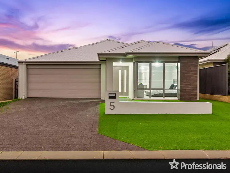 Main view of Homely house listing, 5 Holbeck Way, Baldivis WA 6171
