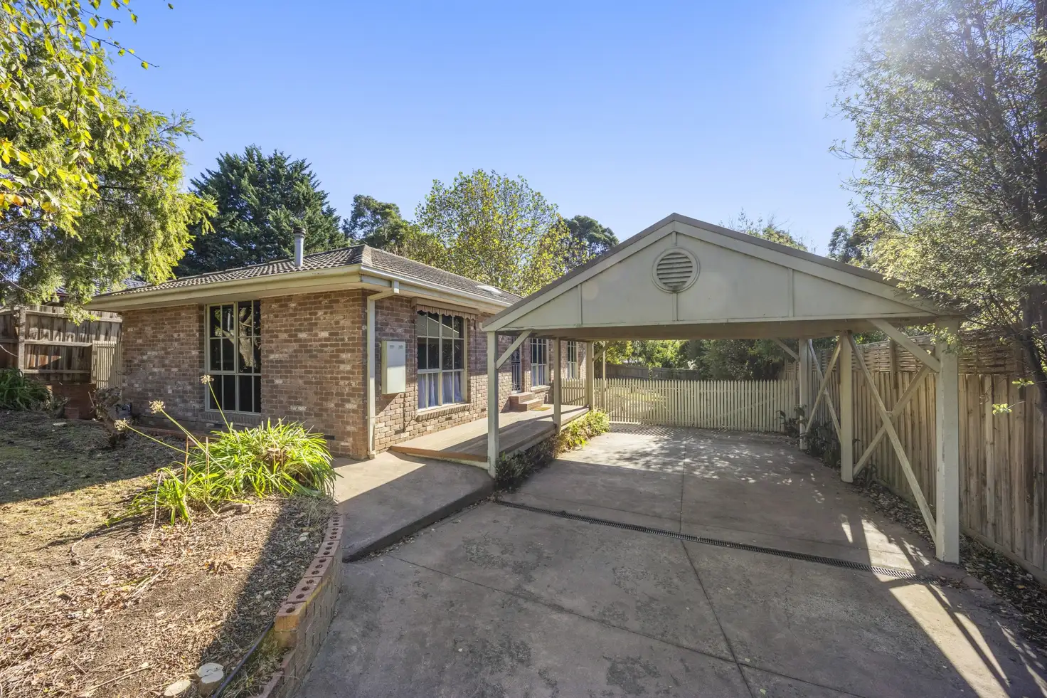 Main view of Homely house listing, 10 Lantana Drive, Narre Warren VIC 3805