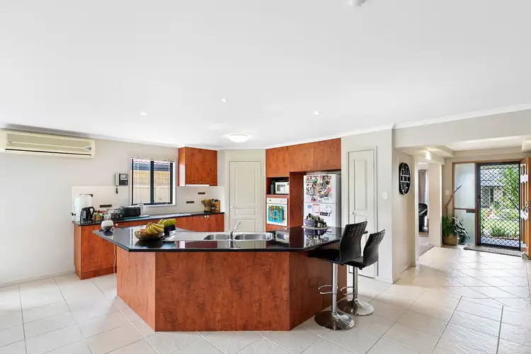 Fifth view of Homely house listing, 32 Anchorage Circuit, Point Vernon QLD 4655