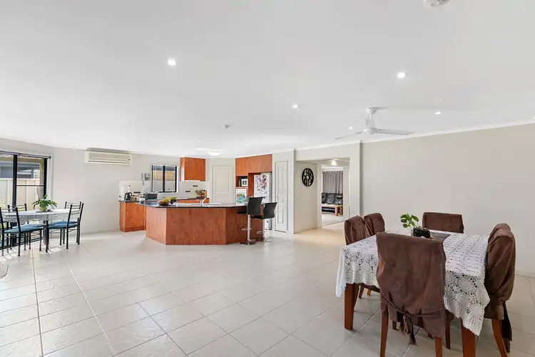 Sixth view of Homely house listing, 32 Anchorage Circuit, Point Vernon QLD 4655