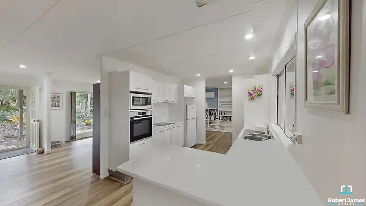 8 Cedarleigh Drv, Tewantin QLD 4565